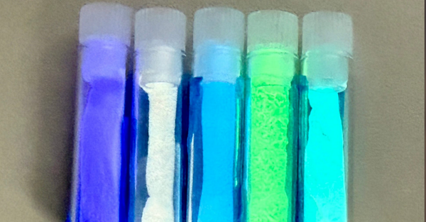 The Rotten Egg Test: Why Our Glow Powder Doesn't Stink (Literally)